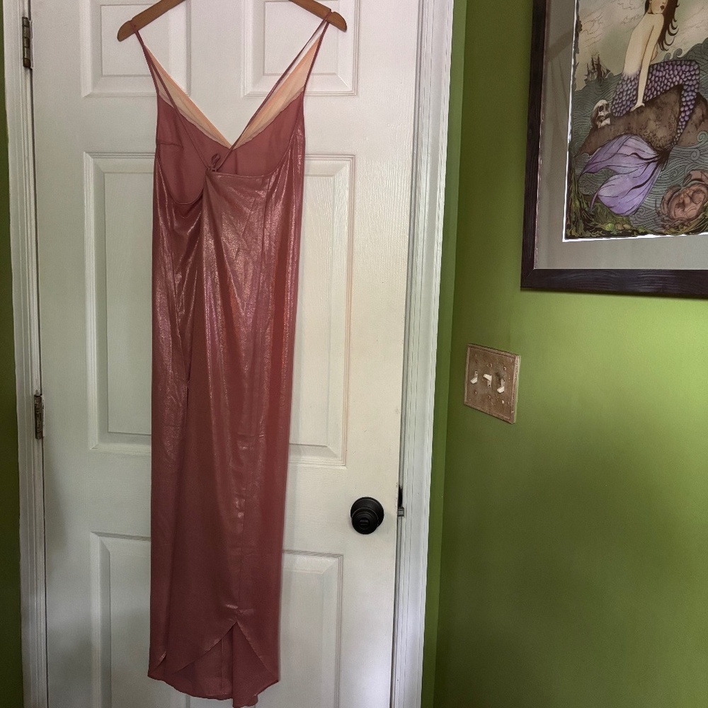 Metallic Pink Dress - Picture 4 of 7